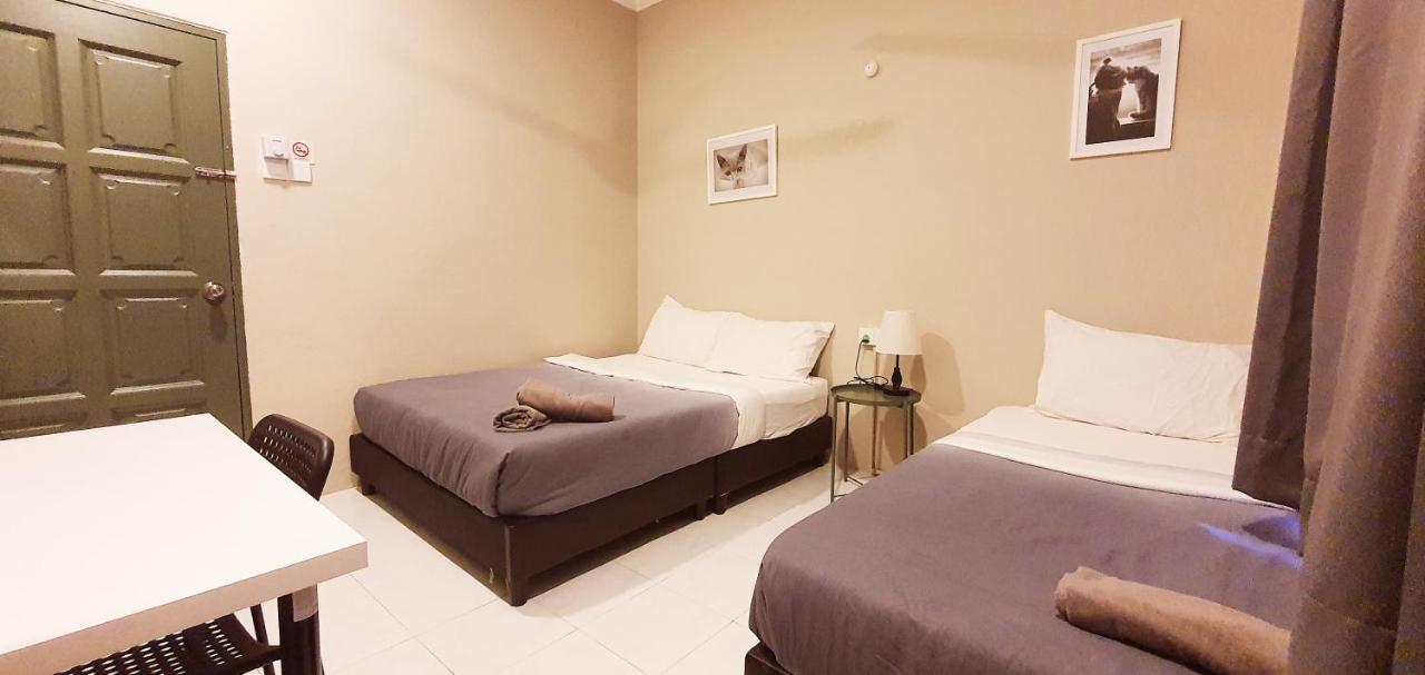 Penginapan4U Near Gurney Paragon George Town Exterior foto