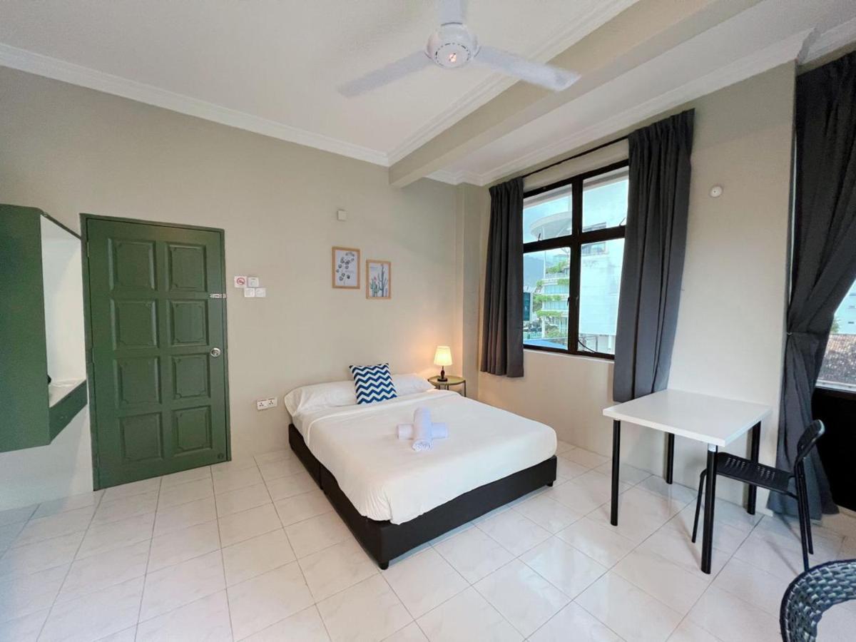 Penginapan4U Near Gurney Paragon George Town Exterior foto